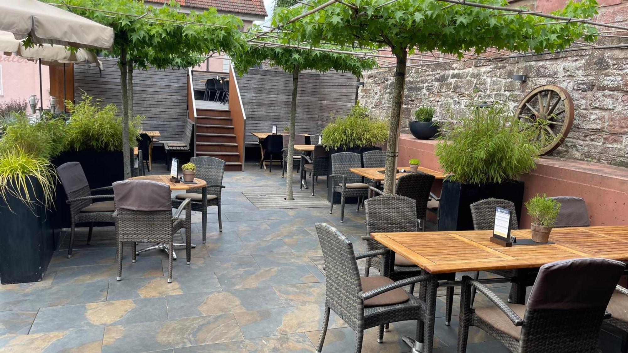 Hotel Restaurant Reichsadler Buchen  Exterior photo