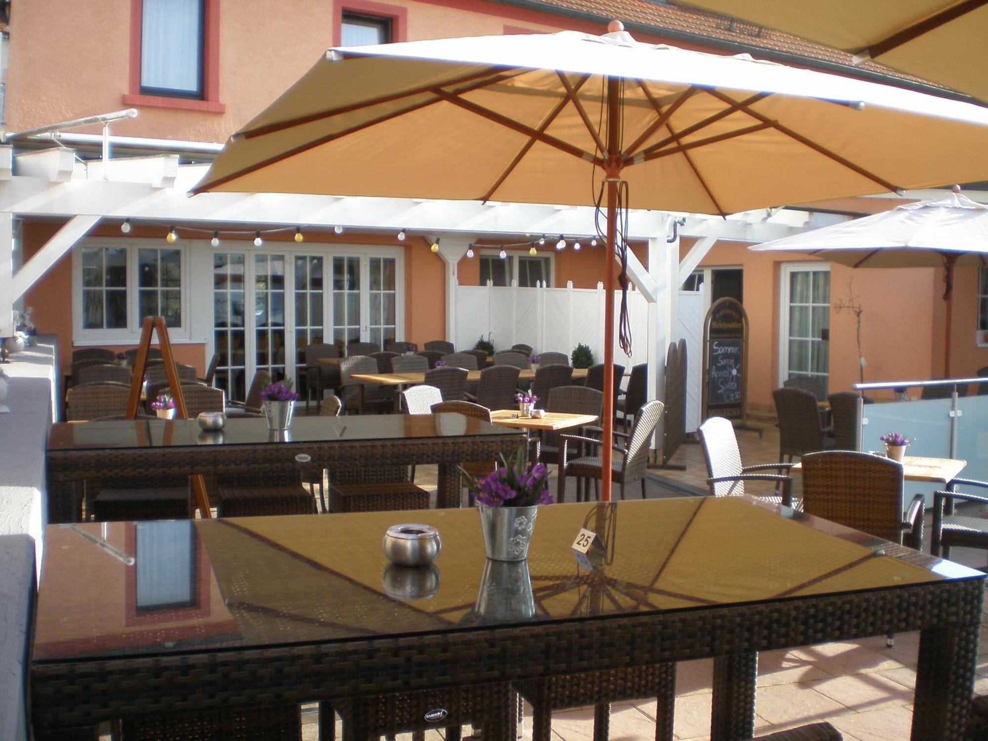 Hotel Restaurant Reichsadler Buchen  Exterior photo